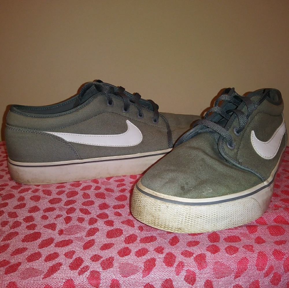 Nike shoes